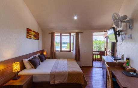 Rooms-Gallery3-2-460x295